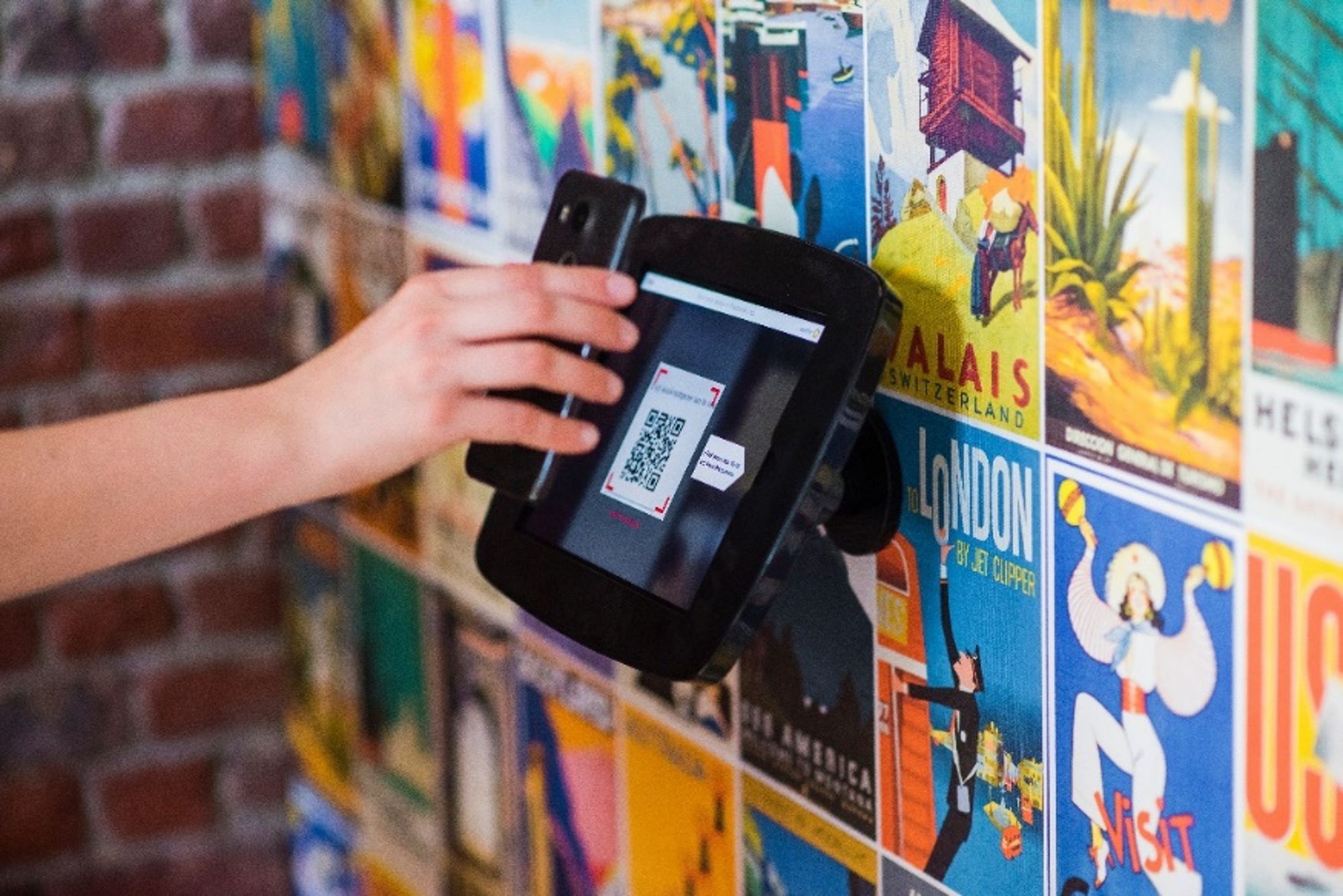 La digitalisation des processus bancaires : Enjeux, apports et défis